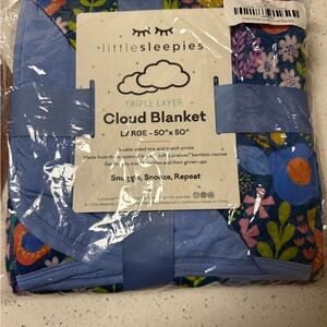 Little sleepies new folk floral cloud blanket